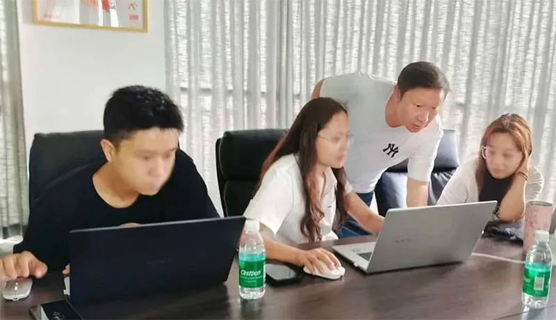 ����ɭ�������ƻ���Ӗ